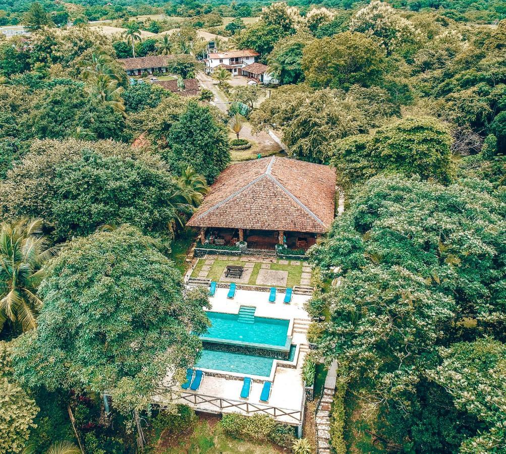 Hotel Santa Catalina Panama Exterior photo